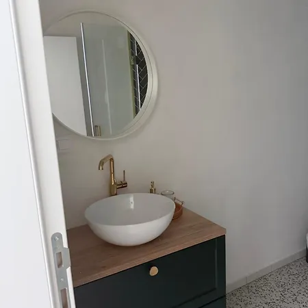 Aqua Apartment