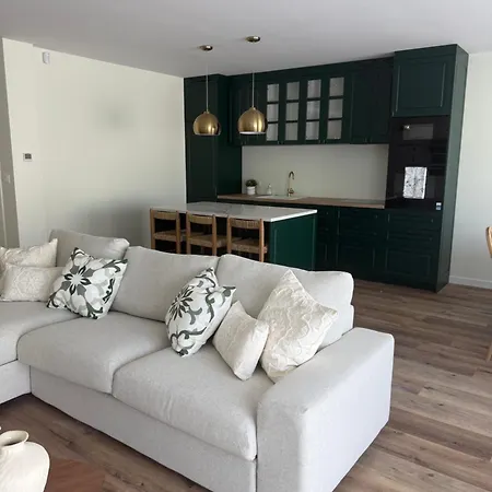 Aqua Apartment *