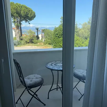 Aqua Apartment